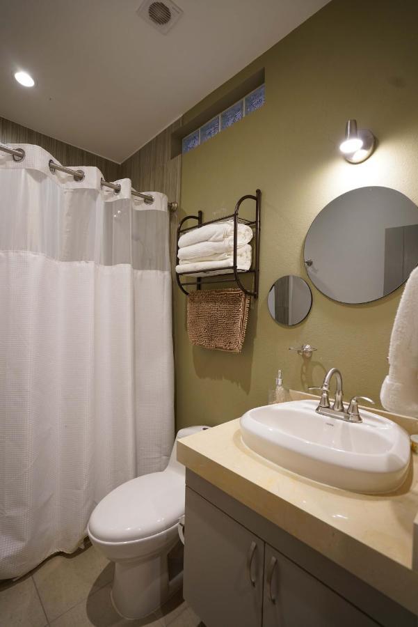 Casa Carmelia La Condesa Apartment เม็กซิโกซิตี้ ภายนอก รูปภาพ